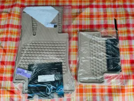 oryginalne-dywaniki-welurowe-mercedes-benz-w205-s205