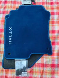 oryginalne-dywaniki-welurowe-nissan-x-trail-t30