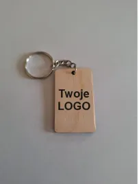 brelok-drewniany-z-twoim-logo-reklamowy