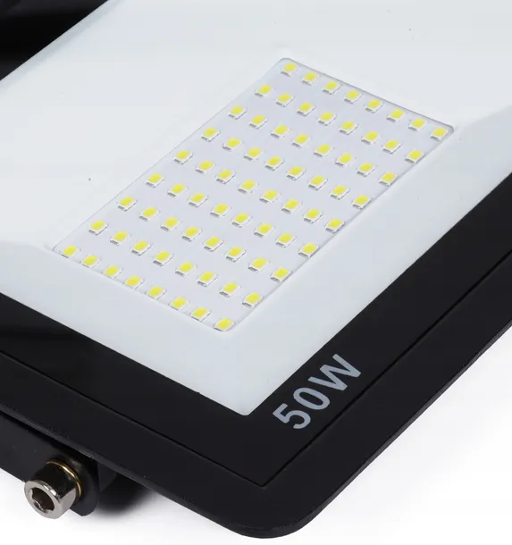 halogen-bialy-zimny-4750-lm-50-w-kod-producenta-bl-50w