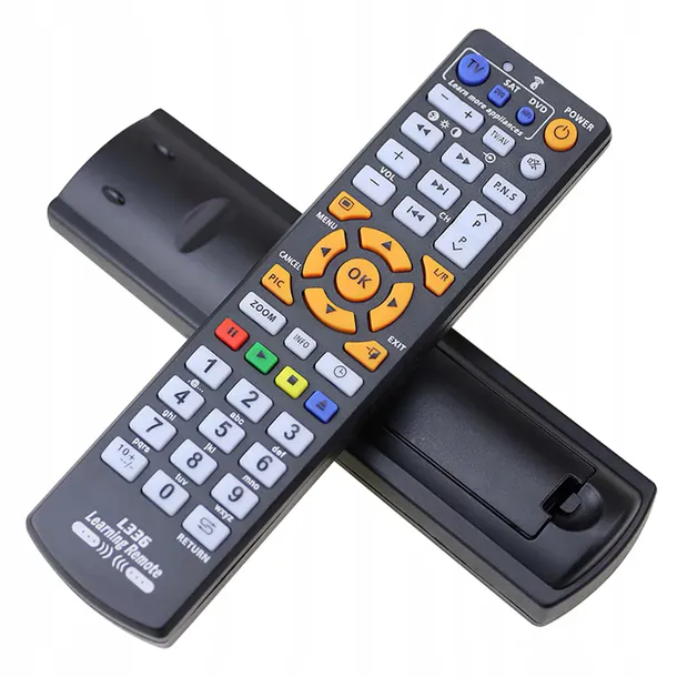 uniwersalny-pilot-do-tv-programowalny-uczacy-sie-producent-interlook