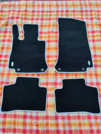 oryginalne-dywaniki-welurowe-mercedes-benz-glx-x253-c253-designo