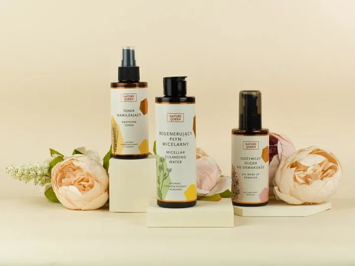 nature-queen-hydrolat-roza-damascenska-100ml