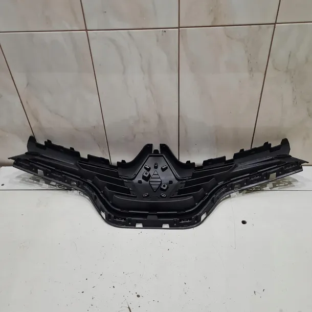 renault-captur-13-19-atrapa-grill-numery-katalogowe-zamiennikow-