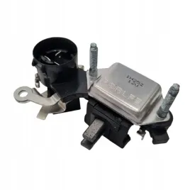 isuzu-trooper-opel-campo-regulator-napiecia-are2004