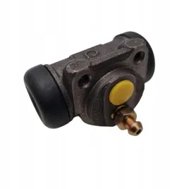 ford-sierra-cylinderek-hamulcowy-cifam-101-444