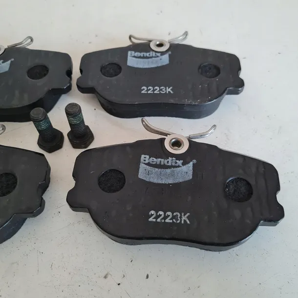 volvo-480-klocki-hamulcowe-kpl-bendix-571415b-numer-katalogowy-oryginalu-