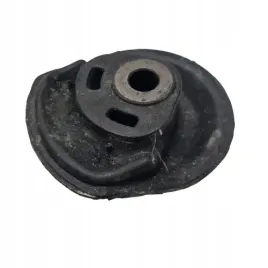 volkswagen-golf-iii-vento-tuleja-tylnej-belki-32208