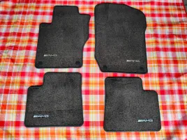 oryginalne-dywaniki-welurowe-mercedes-benz-ml-w164-amg-gl-x164-amg