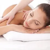 naturalny-olej-ze-slodkich-migdalow-1-litr-szklana-butelka-z-typ-wyrobu-medycznego-wyposazenie-wyrobu-medycznego-lub-produkt-niemajacy-przewidzianego-zastosowania-medycznego