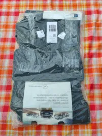 oryginalne-dywaniki-gumowe-mercedes-benz-w204-s204