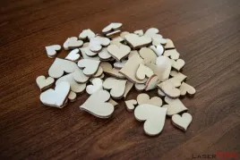 serce-drewniane-serduszka-ze-sklejki-ozdoba-do-decoupage-2cm-50-sztuk