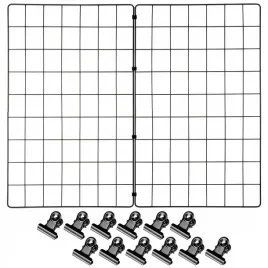 kratka-na-zdjecia-notatki-zapiski-tablica-wiszaca-sciane-klamerki-duza