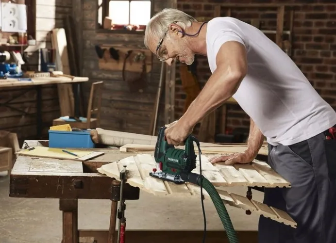 parkside-pstd-800-e4-wyrzynarka-800-w-stan-nowy-mocowanie-brzeszczotu-chwyt-typu-t