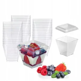 pucharki-plastikowe-do-deserow-i-przekasek-200-ml-kwadrat-z-pokrywka-50szt