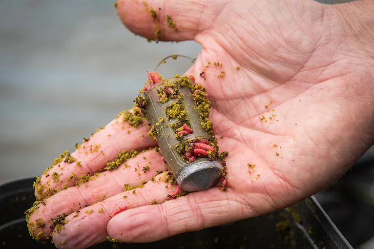 koszyk-matrix-plastic-orbit-feeder-medium-50g-model-matrix