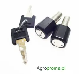 3902370m91-wkladka-zamka-drzwi-massey-ferguson-6190-6235-6245-6255-626