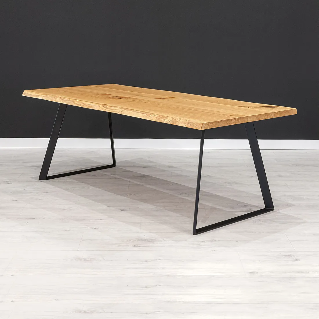 stol-loftowy-delta-200x90-cm-dab-stan-nowy
