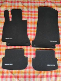 oryginalne-dywaniki-welurowe-mercedes-benz-c205-amg-a205-amg