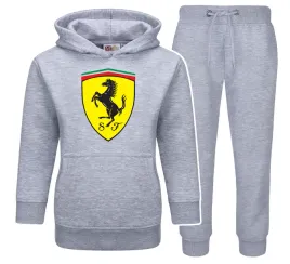 dres-dzieciecy-ferrari-dla-fana-producent