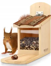 karmnik-dla-wiewiorek-wildlife-friend