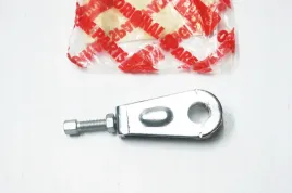 napinacz-naciag-lancucha-orginal-aprilia-red-rose-50