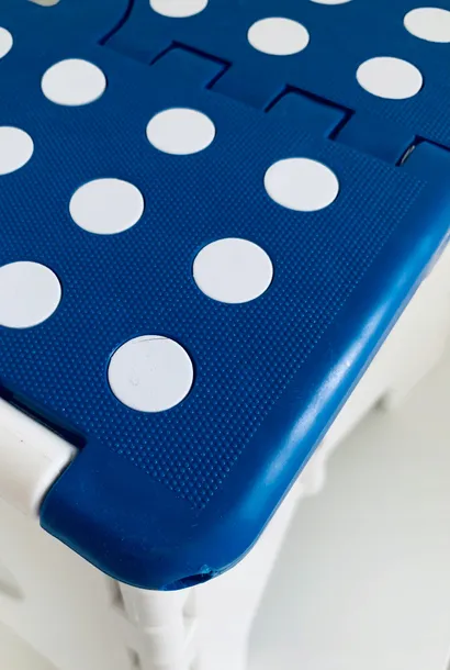 taboret-sem-trading-bialy-22-cm-szerokosc-mebla-31-cm