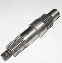 walek-kola-atakujacego-zetor-59112507