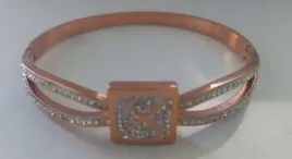 bransoletka-zlota-stal-chirurgiczna-pozlacana-18k-damska-sztywna-obrecz