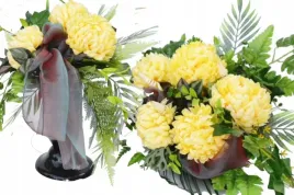 komplet-wiazanka-i-bukiet-sztuczne-kwiaty-chryzantemy-stroik-na