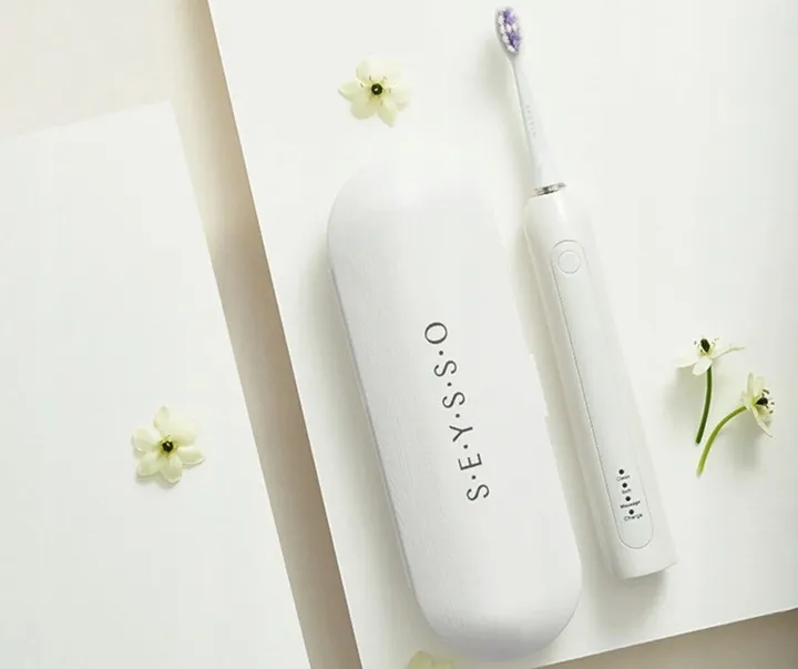 szczoteczka-soniczna-seysso-carbon-basic-biala