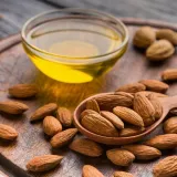 naturalny-olej-ze-slodkich-migdalow-500-ml-produkt-wprowadzony-do-obrotu-na-terenie-ue-przed-13-12-2024-nie