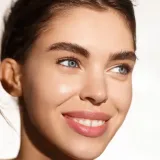 naturalny-olej-ze-slodkich-migdalow-1-litr-szklana-butelka-z-wyrob-medyczny-nie