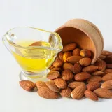 naturalny-olej-ze-slodkich-migdalow-1-litr-szklana-butelka-z-producent-wyrobu-medycznego-producent