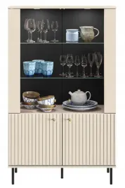 witryna-cashmere-salon-szklana-nowoczesna-ryflowane-fronty-nozki