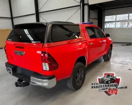 zabudowa-paki-premium-4x4-hardtop-venture-toyota-hilux-2015-2021