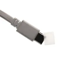 nakladka-zabezpieczajaca-wtyczke-przewodu-usb-c-transparentna