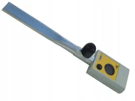 odymiacz-elektryczny-do-odymiania-dymienia-pszczol-na-warroze-apiwarol