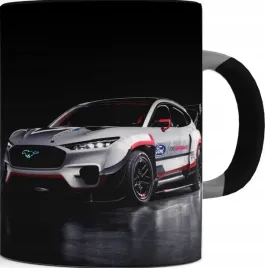ladny-kubek-magiczny-czarny-ford-04