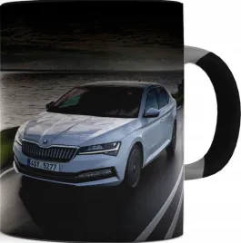 ladny-kubek-magiczny-czarny-skoda-07