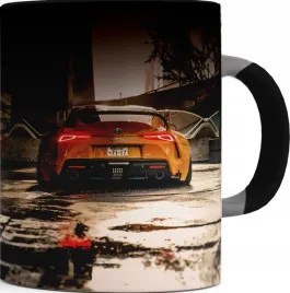 ladny-kubek-magiczny-czarny-toyota-07