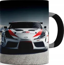 ladny-kubek-magiczny-czarny-toyota-08