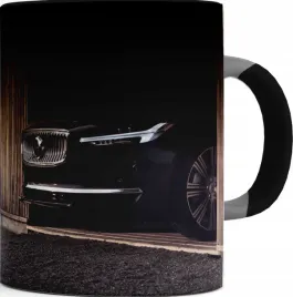 ladny-kubek-magiczny-czarny-volvo-05