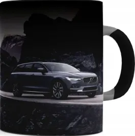 ladny-kubek-magiczny-czarny-volvo-08