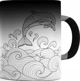 ladny-kubek-magiczny-czarny-delfin-01