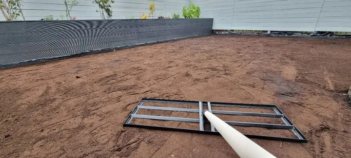 reczny-niwelator-terenu-90cm-levelawn-level-rake-grabie-trawnik