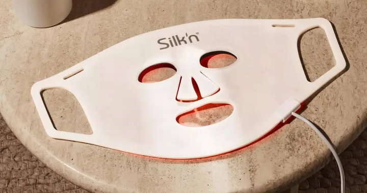 maska-do-twarzy-led-silkn-flm100pe1001bialy-zasilanie-akumulatorowe