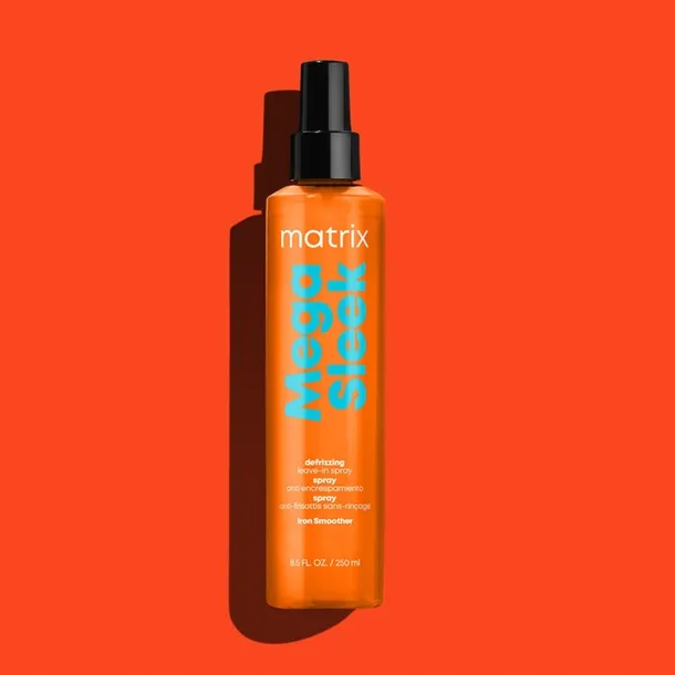 matrix-mega-sleek-iron-smoother-spray-z-termoochrona-250ml-marka-matrix