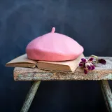 beret-milosc-w-paryzu