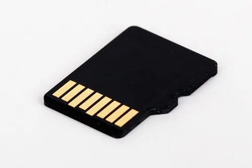 karta-micro-sd-32-gb-z-adapterem-stan-nowy